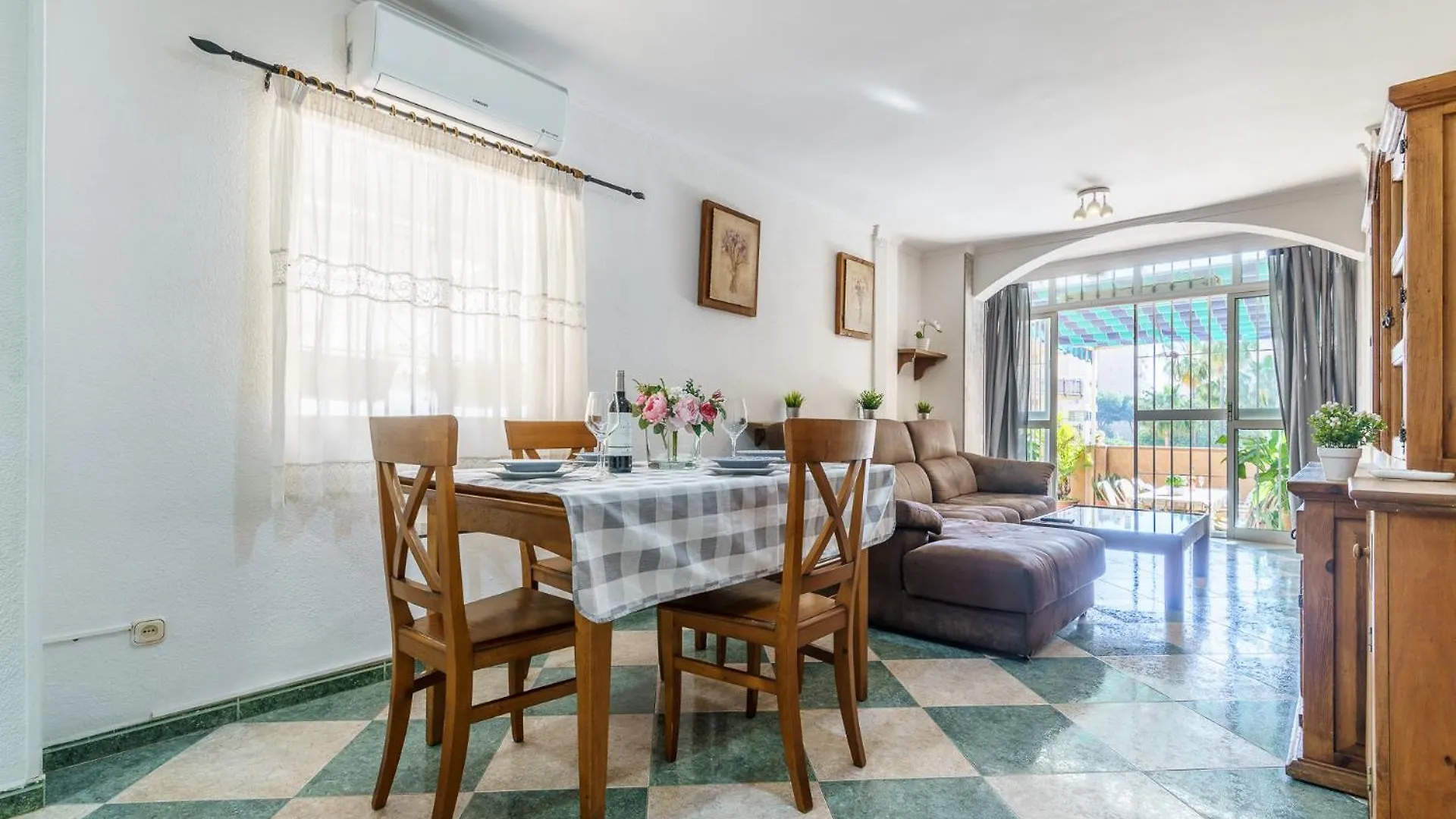 Apartment Malagasuite Relax & Pool Torremolinos Spain